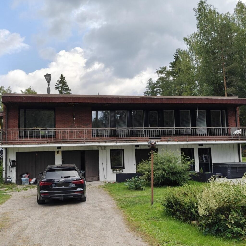 vanha tasakattoinen talo lahdessa